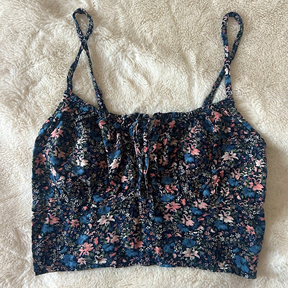 Hollister Floral Crop Tank Size XS | Like New